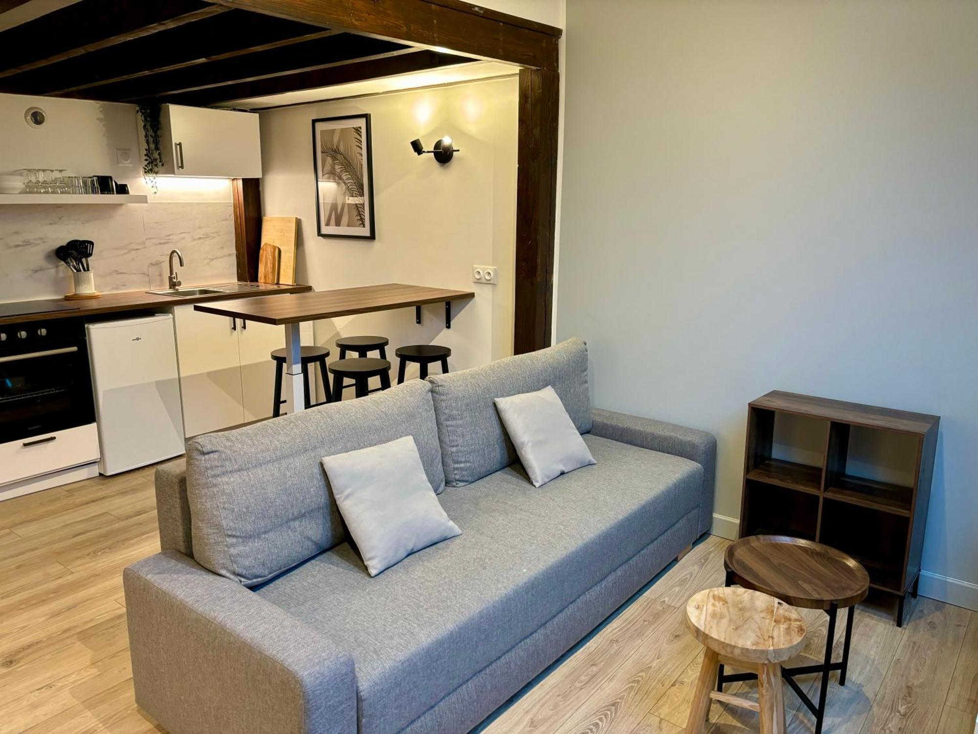 Apartamento Le Petit Jardin, Proche Gare, Hyper Centre Cambrai Exterior foto